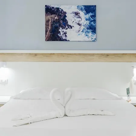 Hotiday Collection - Hotel