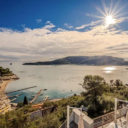 Hotiday Collection - Hotel Porto Venere