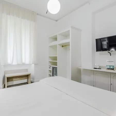 Hotiday Collection - 酒店 4*